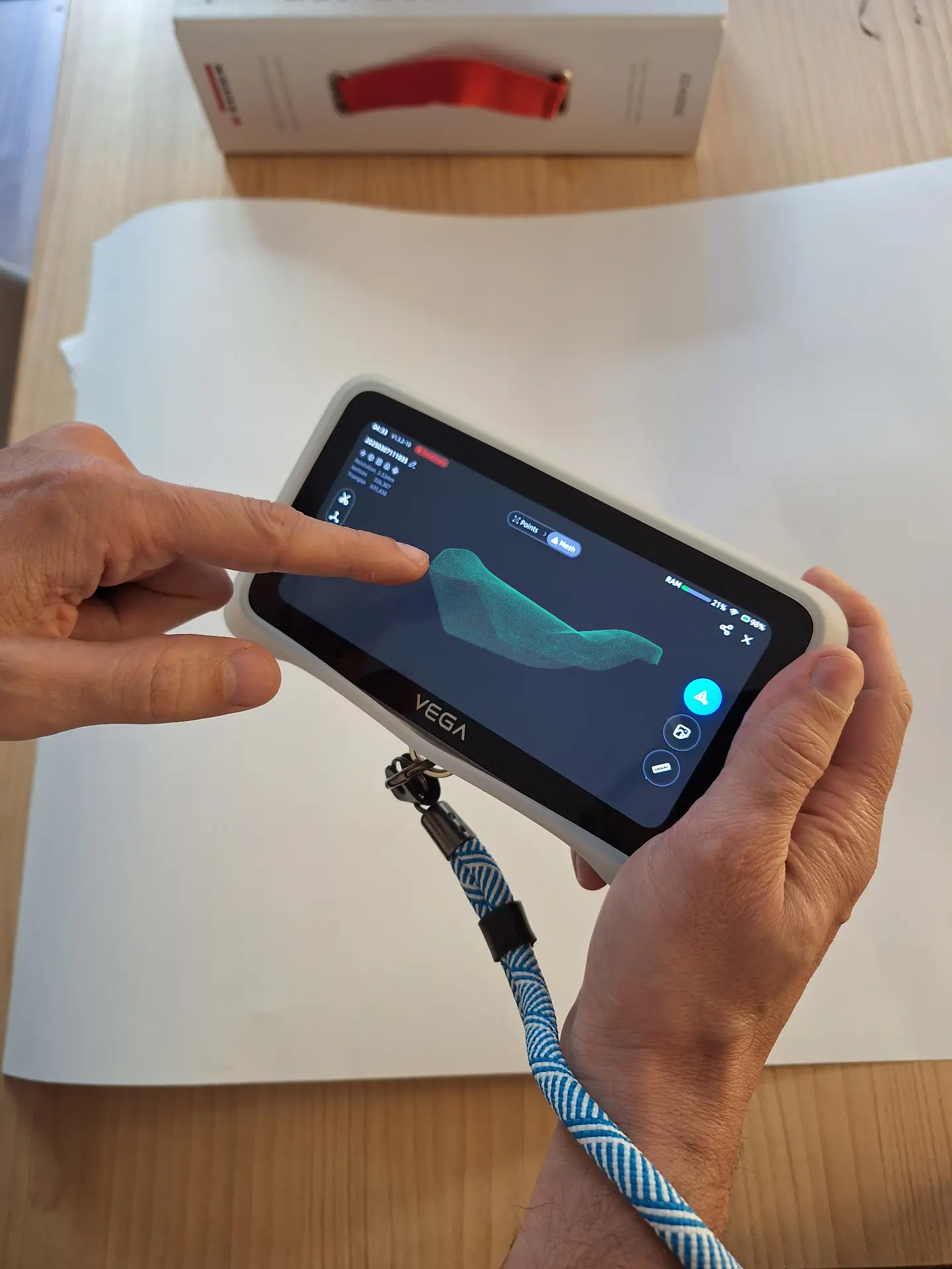 Escaneado 3D de una pieza con escáner Einstar Vega